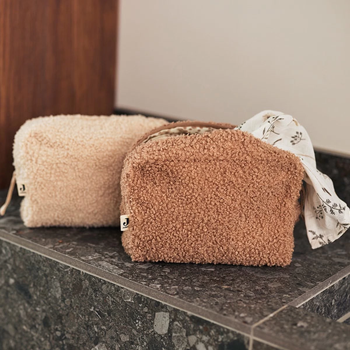 Jollein Hydrofiele Doek Large 115x115cm Wild Flowers - 2 Stuks 12 Jollein Hydrofiele Doek Large 115x115cm Wild Flowers - 2 Stuks - Afbeelding 12