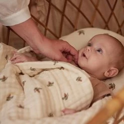 Jollein Deken Hydrofiel Wieg 75x100cm Rosehip 17 Jollein Deken Hydrofiel Wieg 75x100cm Rosehip -Jollein Babyparadijs 1200x1200 384