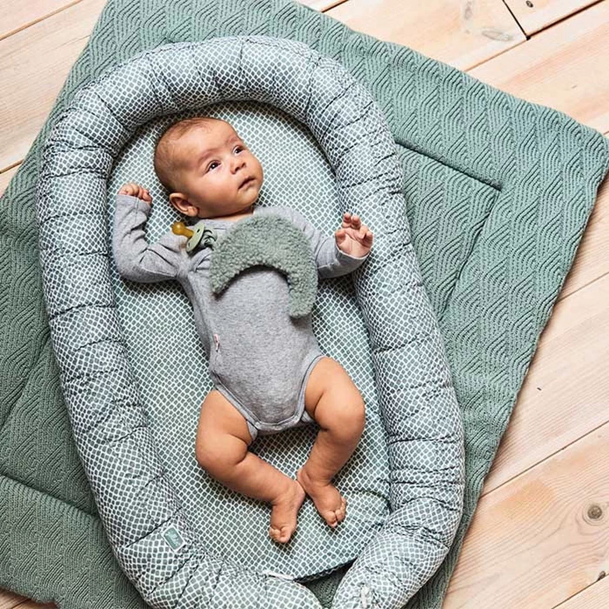 Jollein Babynest Snake 90x52cm - Ash Green 15 Jollein Babynest Snake 90x52cm - Ash Green - Afbeelding 15