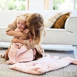 Jollein Baby Baby Winterslaapzak 4-Seizoenen 70cm Whales - Pale Pink -Jollein Babyparadijs 1200x1200 723