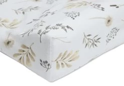 Jollein Aankleedkussenhoes 50x70cm Wild Flowers -Jollein Babyparadijs 1200x830 178