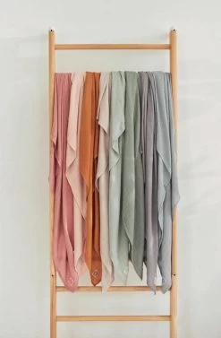 Jollein Baby Deken Ledikant 100x150cm Basic Knit - Nougat -Jollein Babyparadijs 786x1200 2