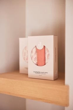 Jollein Hydrofiel Multidoek Meadow 70x70cm - Rosewood - 3 Stuks -Jollein Babyparadijs 800x1200 18