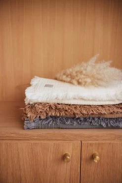 Jollein Baby Deken Ledikant 120x120cm Muslin Fringe - Ivory 25 Jollein Baby Deken Ledikant 120x120cm Muslin Fringe - Ivory -Jollein Babyparadijs 800x1200 243