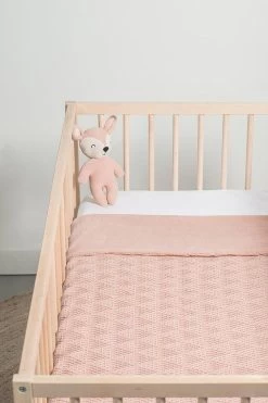 Jollein Baby Deken Ledikant 100x150cm River Knit - Pale Pink/Coral Fleece -Jollein Babyparadijs 800x1200 265