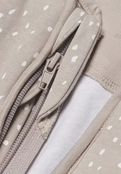 Jollein Baby Baby Winterslaapzak 4-Seizoenen 110cm Spickle - Nougat 23 Jollein Baby Baby Winterslaapzak 4-Seizoenen 110cm Spickle - Nougat -Jollein Babyparadijs 830x1200 347